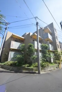 東京都新宿区西新宿4【マンション】の外観