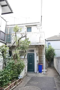 自由が丘CRA【1階】の外観