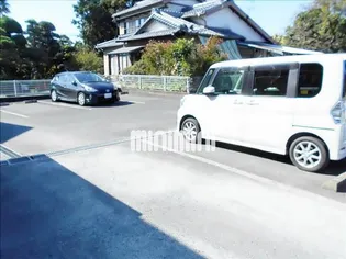 パインツリーA・B【2階】の地図