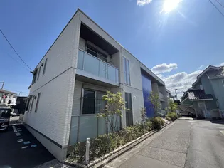 ロイヤルコートハウス【1階】の外観