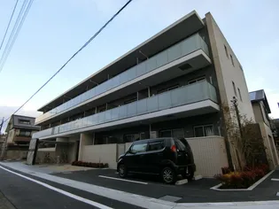 エストラーダ・ブランカ下中条【2階】の外観