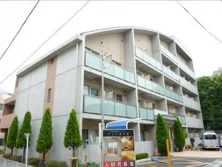 東京都新宿区市谷砂土原町2【マンション】の外観