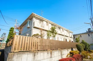 ガーデンハイツ北沢【1階】の外観