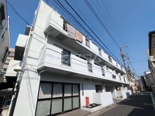 メゾンカドリーユの画像