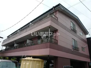 EAST HILLS【2階】の外観