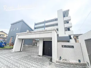 ウイングコート深沢【2階】の外観