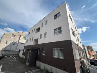 レガシィ白楽【3階】の外観