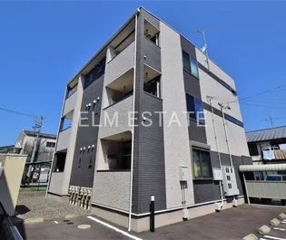 レガリア【2階】の外観