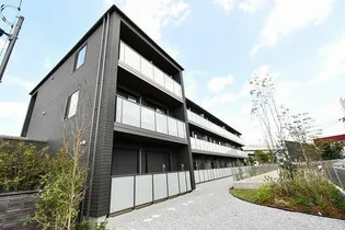 モンターニュ エイチ ワイ【2階】の外観