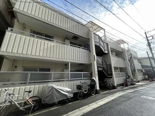 エスティームの画像