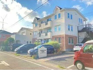 ケンジントンハウス【3階】の外観