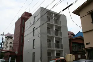 arrow state【1階】の外観