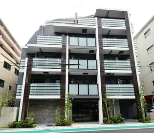 東京都新宿区新小川町【マンション】の外観