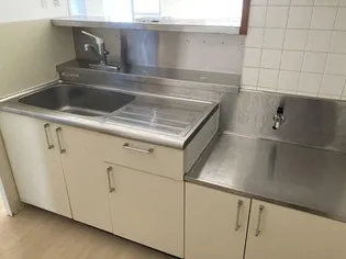 コンフォートあたご【2階】のキッチン