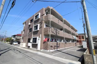 レピエスヌーヴ【2階】の外観