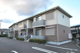 レ・ドゥーシャ B棟【1階】の外観