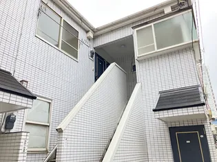 ピアハウス【2階】の外観