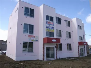 リバティ椿の画像