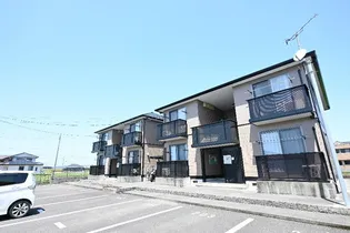 ディアスS B棟【2階】の外観