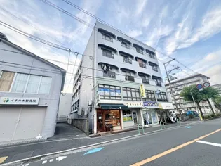 関山ビルの画像