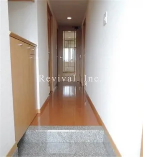 日神パレステージ東新宿イーストフォート【6階】の玄関