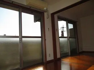 ファミリアOdoの内装