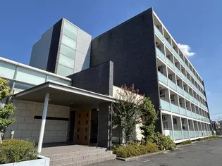 埼玉県草加市草加4【マンション】の外観