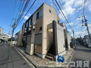 東京都中野区中野5【アパート】の外観