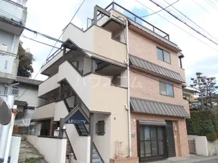 リバティー【3階】の外観
