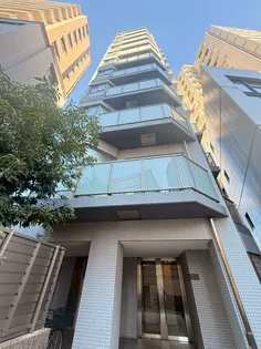 宮庭東新宿ビル【8階】の外観