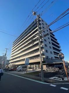 東京都江戸川区中央4【マンション】の外観