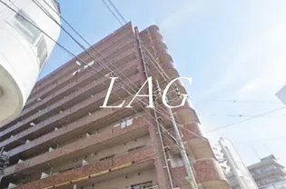 フラットフォーレスト【3階】の外観