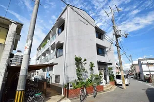 メゾンウエダの画像