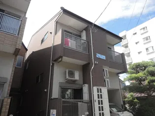 フラット宮町【1階】の外観