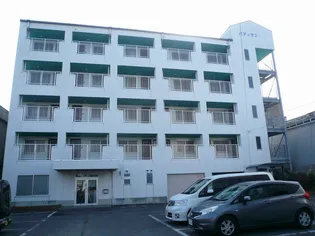 オーシャンズ【4階】の外観