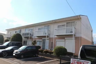 三重県いなべ市大安町石榑東【アパート】の外観