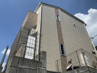 フルール井土ヶ谷【2階】の外観