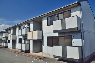 アムール【2階】の外観