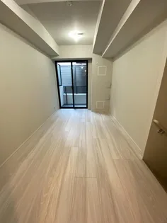 オープンレジデンス祐天寺【1階】の居間