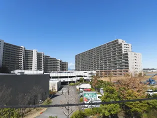 ニューロシティD棟【8階】の外観