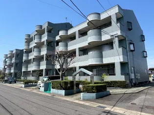 トゥアマンションの画像