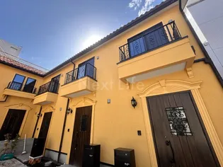 ロッソ&レジデンスの外観