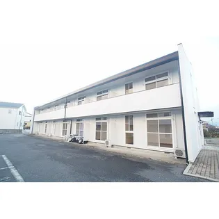 レオパレスラ ポールの画像