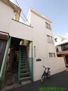 アゼリアハウス【3階】の外観