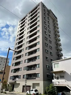 Laurel Court常盤【2階】の外観