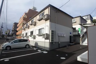 ホワイトローズIII【2階】の外観