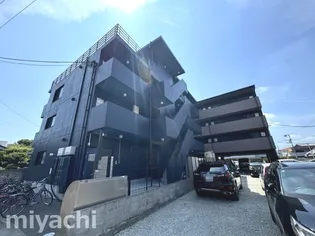 徳島県徳島市南常三島町3【マンション】の外観