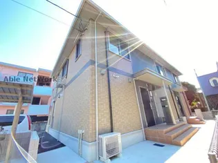 S シュエットの画像