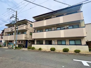 ユートミマンション【1階】の外観