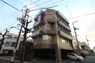 平岡ビルの画像